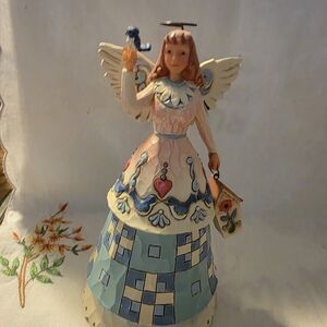 Beautiful 2013 Jim Shore Designs "Put A Song In Your Heart" Angel